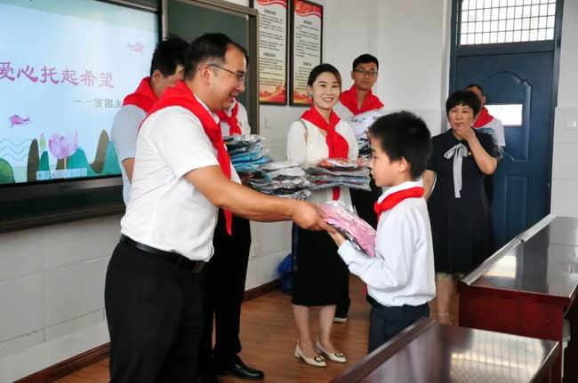 1626079425655788.jpg 640.webp (4).jpg