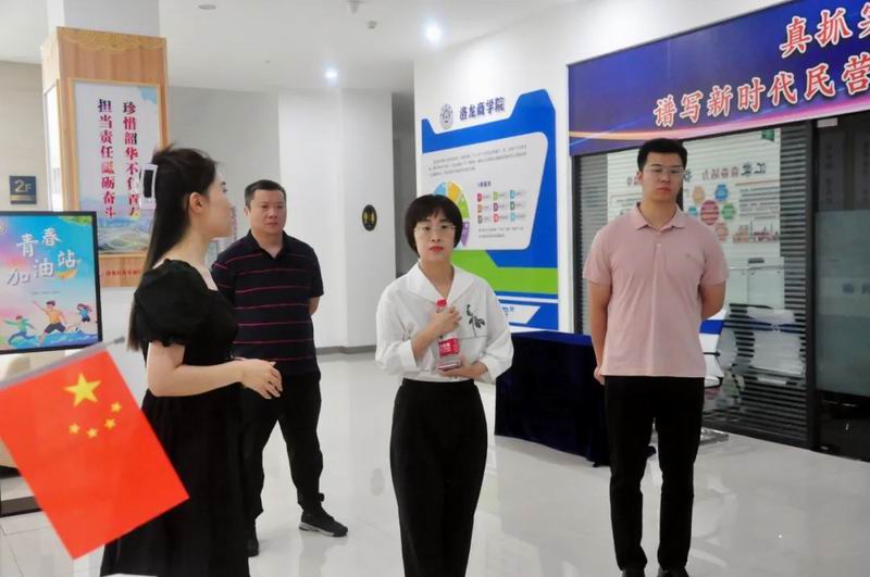 1697095893922027.jpg 640 (1).jpg