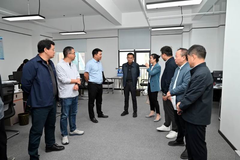 1735093197973462.jpg 640_wx_fmt=jpeg&from=appmsg&tp=webp&wxfrom=5&wx_lazy=1&wx_co=1 (13).jpg